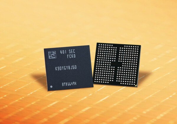 三星完成 400 層堆疊 NAND Flash，最快 2025 年第二季量產
