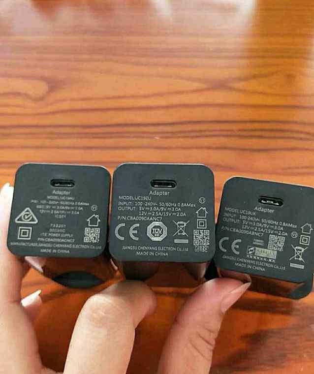 30W的小块头PD电源，支持12V/15V
