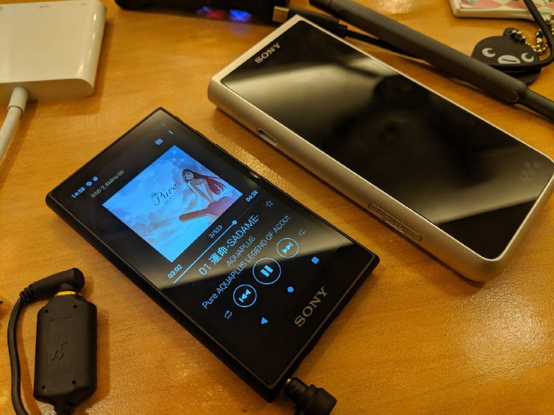 9102年能有齐microsd 耳机孔 typec 挂绳孔的现代Android设备 awsl9102年能有齐microsd 耳机孔 typec 挂绳孔的现代Android设备 awsl