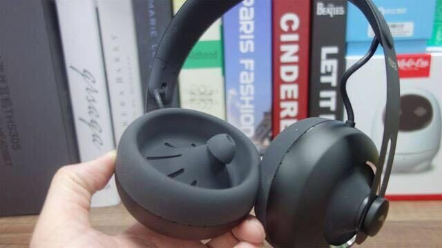 哈哈哈哈这奇葩耳机（转图）