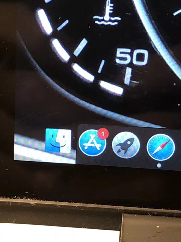 Finder：Dock 好热我出去透个气